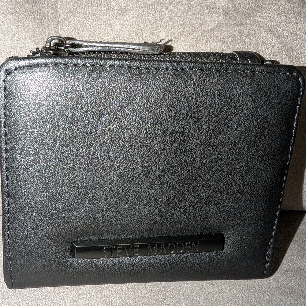 Steve Madden Compact Wallet.